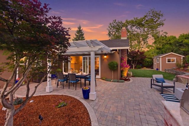 2176 Blossom Crest Way, San Jose, CA 95124