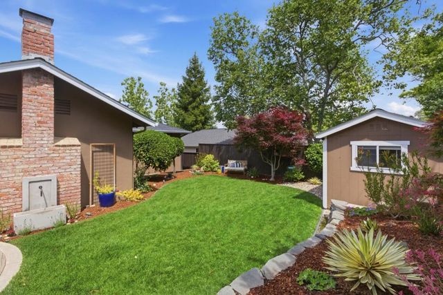 2176 Blossom Crest Way, San Jose, CA 95124