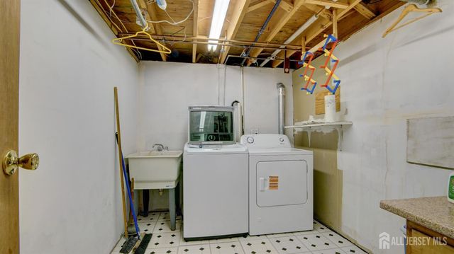 314 Adirondack Avenue, Spotswood, NJ 08884