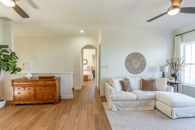 1061 Tradewinds Road, Nocona, TX 76255