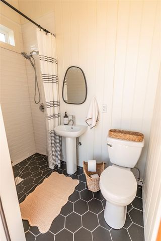 1061 Tradewinds Road, Nocona, TX 76255