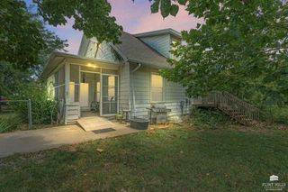 4075 Rockenham Circle, St. George, KS 66535