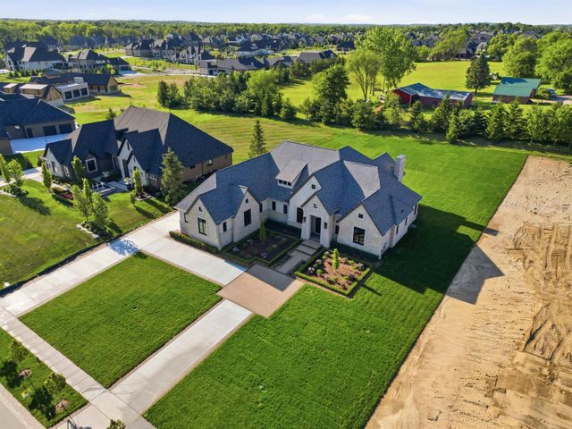 5803 Cotswold Drive, Washington Twp, MI 48094