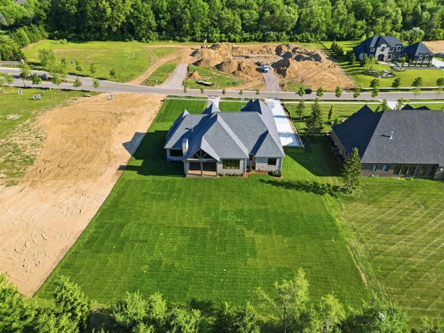 5803 Cotswold Drive, Washington Twp, MI 48094