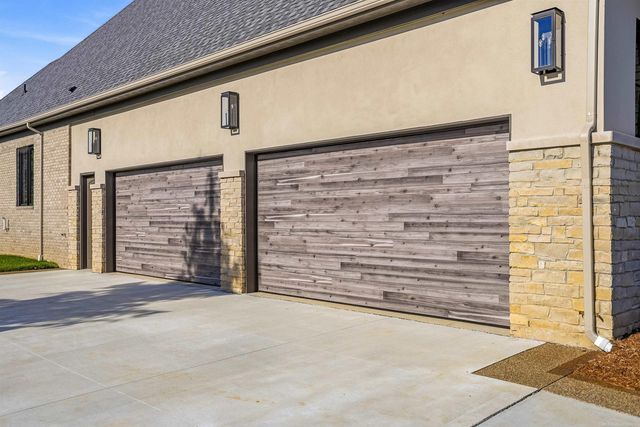5803 Cotswold Drive, Washington Twp, MI 48094