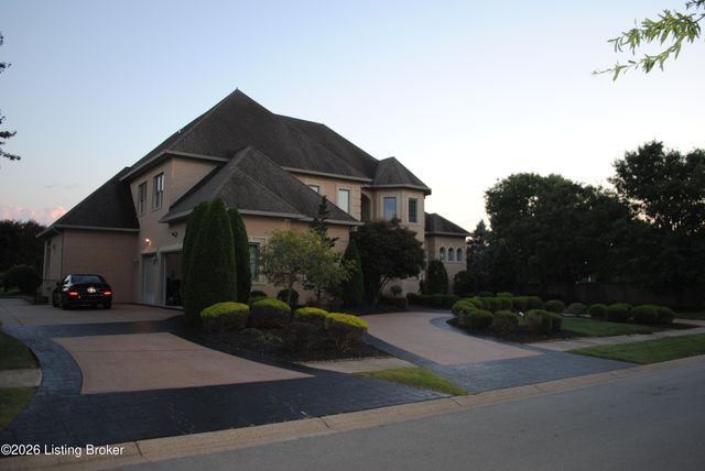 10200 Worthington Ln, Prospect, KY 40059