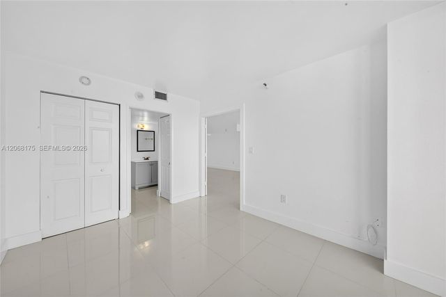 20505 E Country Club Drive 2132, Aventura, FL 33180