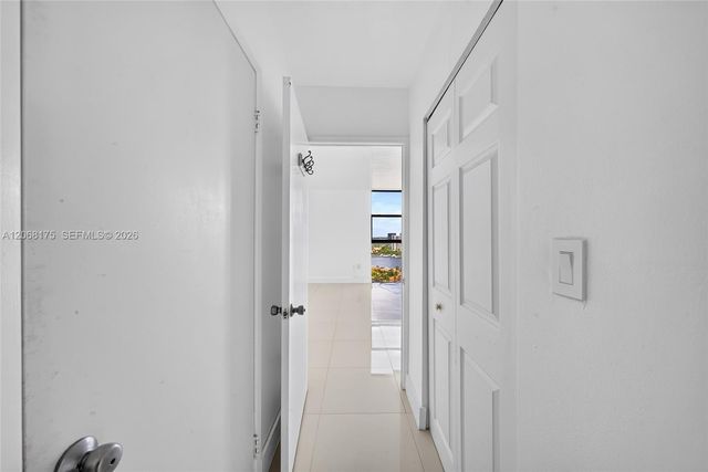 20505 E Country Club Drive 2132, Aventura, FL 33180