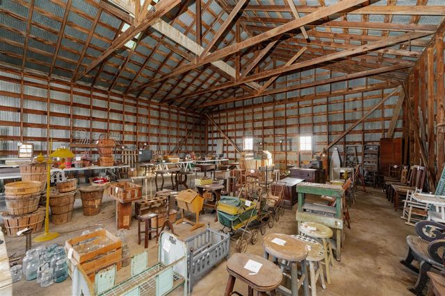 54516 Silver Street, Mendon, MI 49072