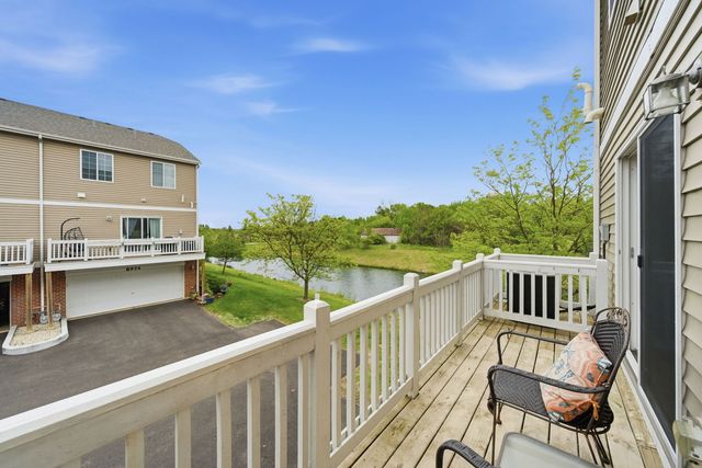 8992 Disbrow Street, Huntley, IL 60142