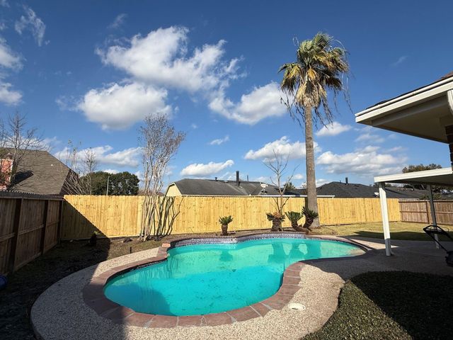 14011 Falling Elm Lane, Houston, TX 77015