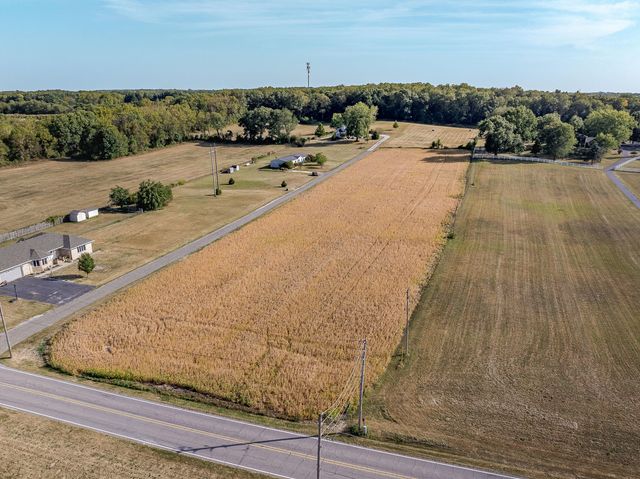 590 W 300 N, Valparaiso, IN 46385