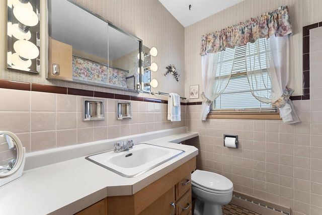 1185 REED STREET, Green Bay, WI 54303
