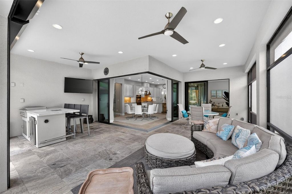 Image 36 of property listing at 4543 TERRAZZA COURT, Bradenton, FL 34211