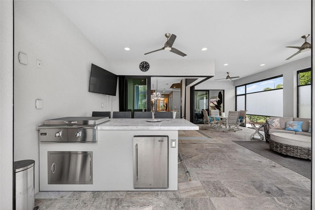 Image 37 of property listing at 4543 TERRAZZA COURT, Bradenton, FL 34211