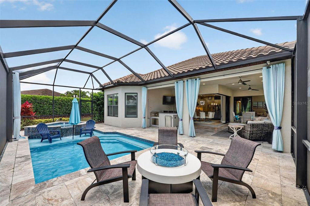 Image 40 of property listing at 4543 TERRAZZA COURT, Bradenton, FL 34211