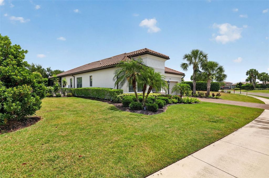 Image 46 of property listing at 4543 TERRAZZA COURT, Bradenton, FL 34211