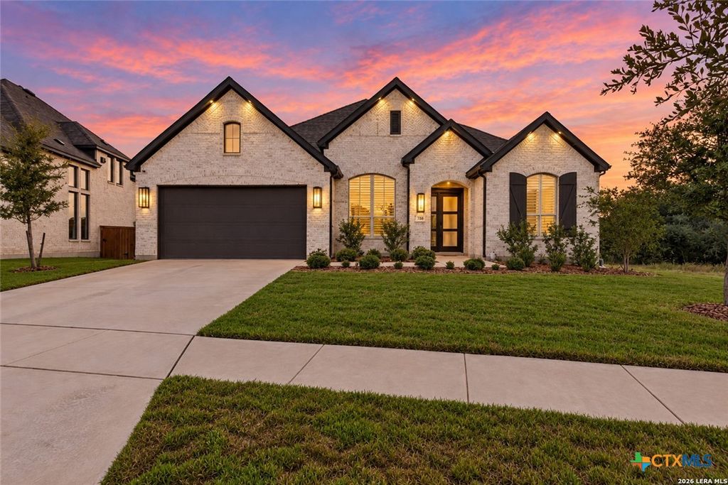 738 Borchers Boulevard, New Braunfels, TX 78132