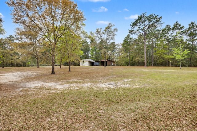 281 Henderson Road, Defuniak Springs, FL 32433