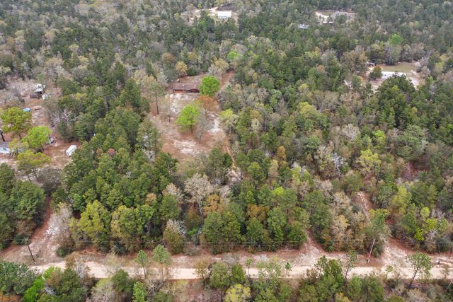 281 Henderson Road, Defuniak Springs, FL 32433