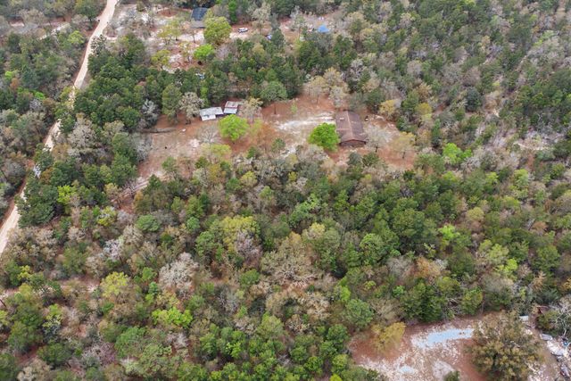 281 Henderson Road, Defuniak Springs, FL 32433