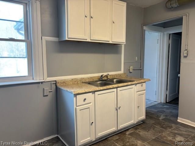 49 Orchard Street, River Rouge, MI 48218