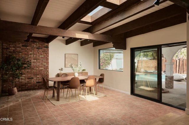 6900 Lurline Avenue, Los Angeles, CA 91306