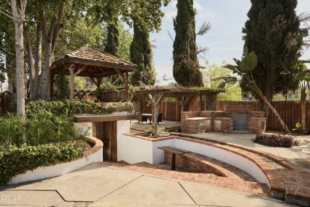 6900 Lurline Avenue, Los Angeles, CA 91306