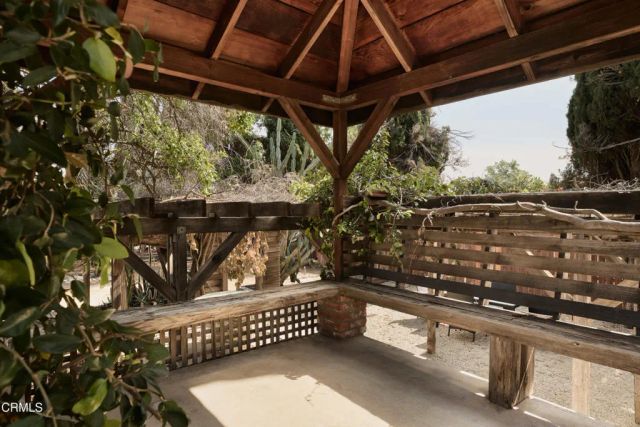 6900 Lurline Avenue, Los Angeles, CA 91306