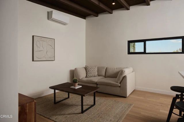 6900 Lurline Avenue, Los Angeles, CA 91306