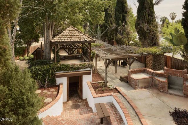 6900 Lurline Avenue, Los Angeles, CA 91306