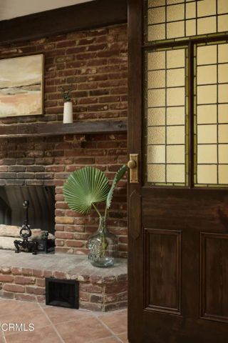 6900 Lurline Avenue, Los Angeles, CA 91306