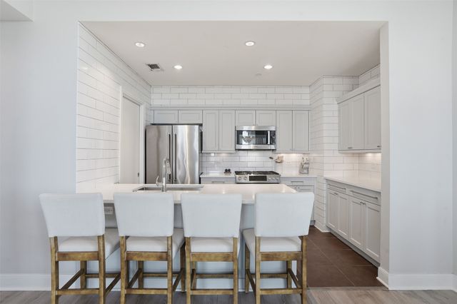 5656 N Central Expressway 406, Dallas, TX 75206