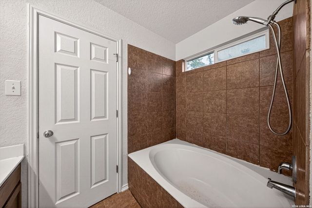 7219 Aldebaran Sun, San Antonio, TX 78252