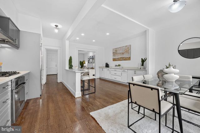 2226 39TH PL NW, Washington, DC 20007