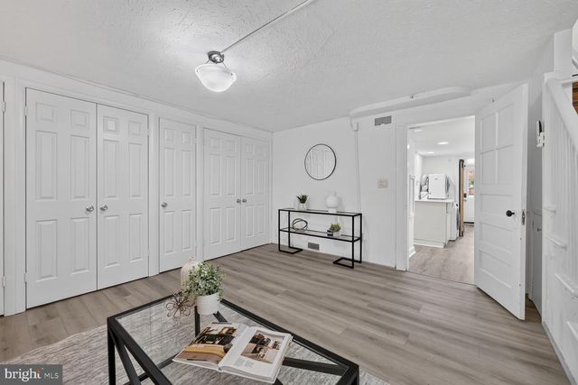 2226 39TH PL NW, Washington, DC 20007
