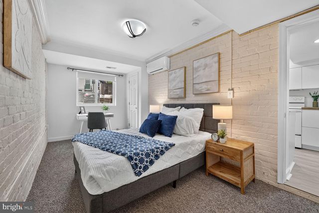 2226 39TH PL NW, Washington, DC 20007
