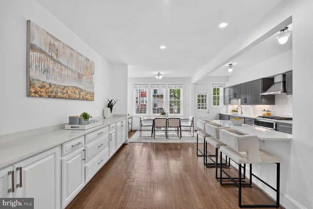 2226 39TH PL NW, Washington, DC 20007