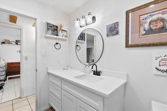 3721 French Wood Drive, Arlington, TX 76016