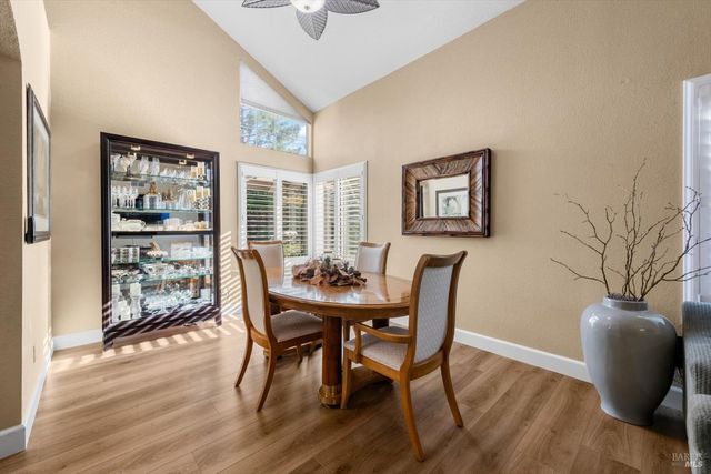 736 Dellwood Ct, Vacaville, CA 95688