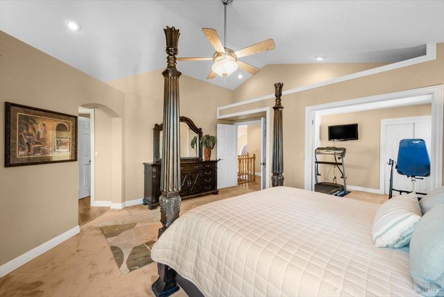 736 Dellwood Ct, Vacaville, CA 95688