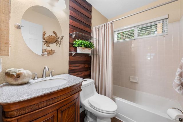 736 Dellwood Ct, Vacaville, CA 95688