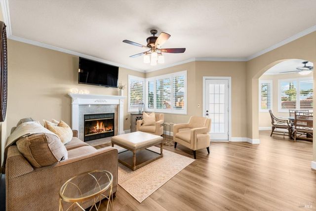 736 Dellwood Ct, Vacaville, CA 95688