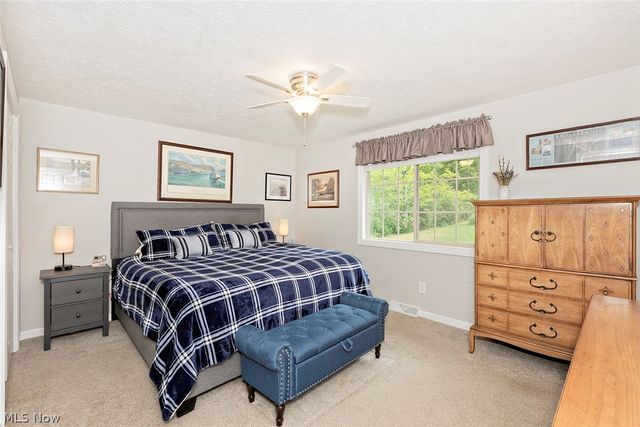 10955 Auburn Road, Chardon, OH 44024