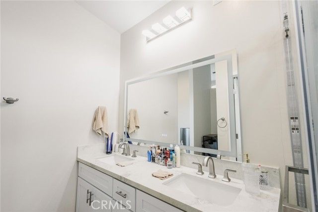 4284 Dwight, San Diego, CA 92105