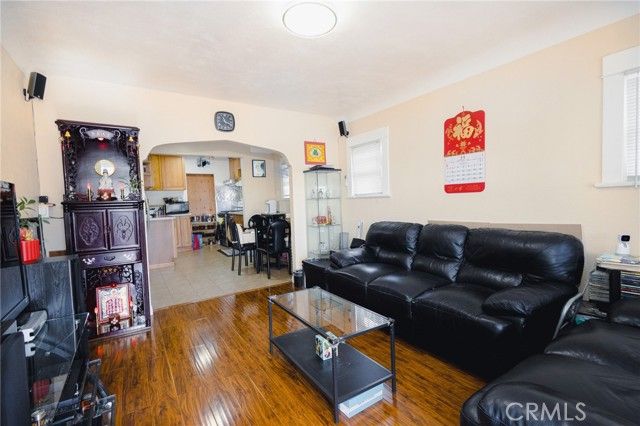 4284 Dwight, San Diego, CA 92105