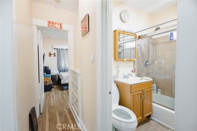 4284 Dwight, San Diego, CA 92105