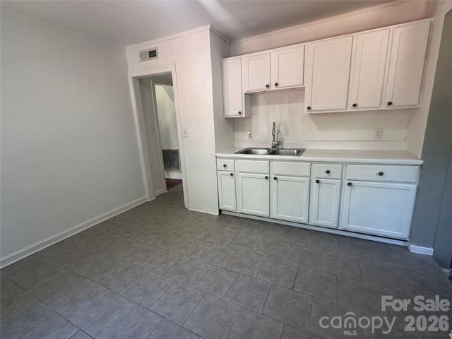 1005 William Drive, Winston Salem, NC 27127