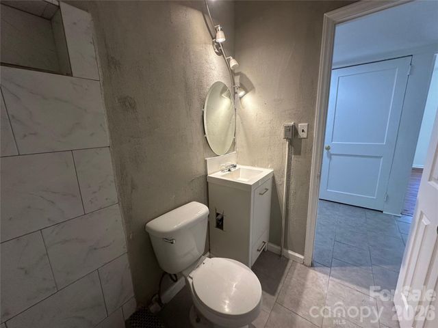 1005 William Drive, Winston Salem, NC 27127