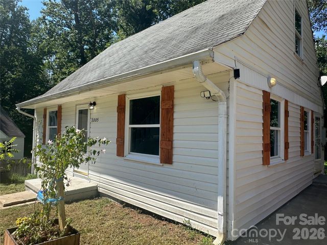 1005 William Drive, Winston Salem, NC 27127